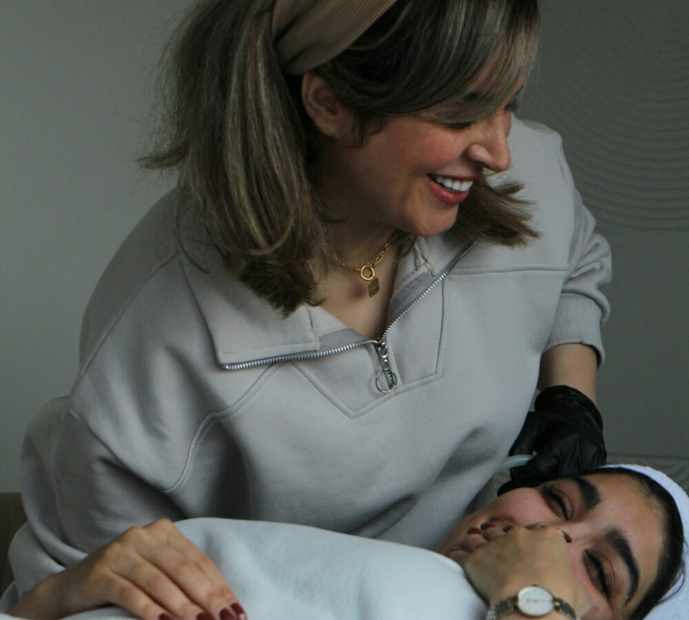 kimia-kazemi-4jpue-X7cFU-unsplash